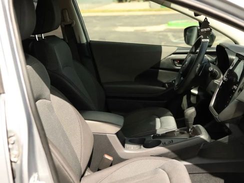 Used 2024 Subaru Crosstrek 2.0i Premium image 41