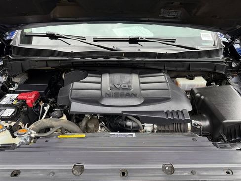Used 2021 Nissan Titan SV w/ SV Convenience Package AWD/4WD image 24
