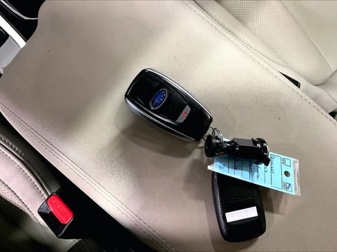 Used 2023 Subaru Ascent Limited w/ Technology Package AWD/4WD image 15