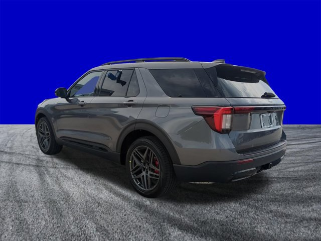 New 2026 Ford Explorer ST-Line w/ ST-Line Street Pack RWD image 6