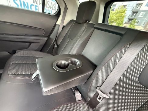 Used 2016 Chevrolet Equinox LS w/ LPO, Protection Package FWD image 29