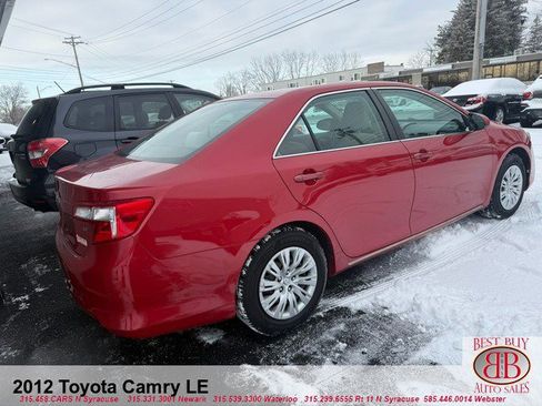 Used 2012 Toyota Camry LE image 3