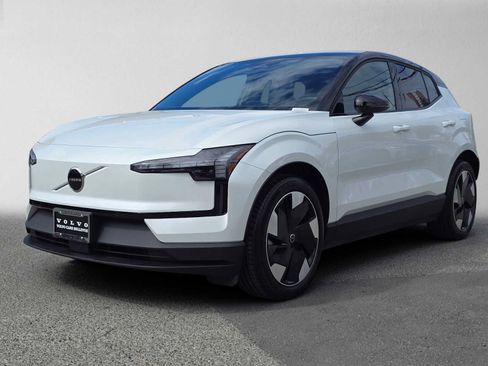 Certified 2025 Volvo EX30 Plus w/ Climate Package AWD/4WD image 8