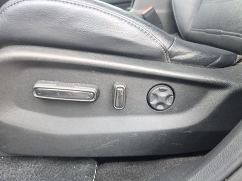 Used 2018 Honda CR-V EX-L image 16