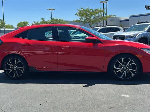 Used 2019 Honda Civic Sport image 4