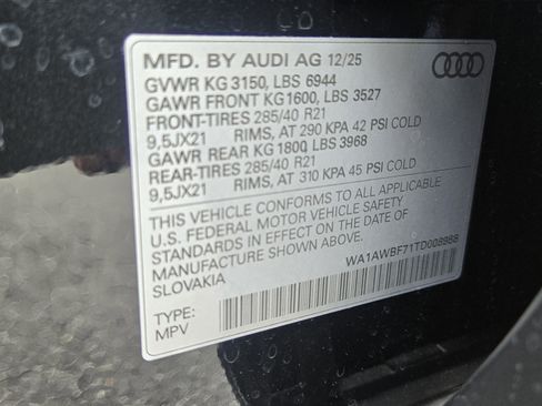 New 2026 Audi SQ7 Premium Plus image 32