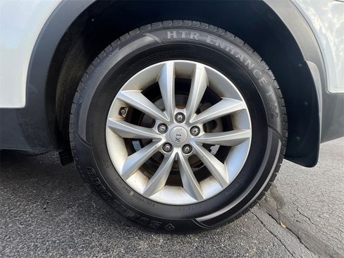 Used 2016 Kia Sorento LX w/ LX Convenience Package image 36