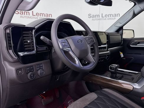 New 2025 Chevrolet Silverado 1500 RST AWD/4WD image 6