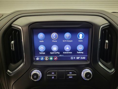 Used 2021 GMC Sierra 1500 AT4 image 10