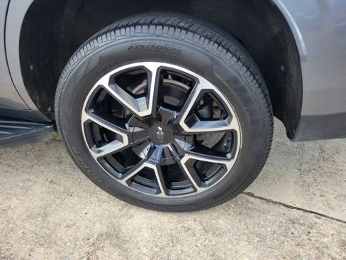 Used 2021 Chevrolet Tahoe RST RWD image 8
