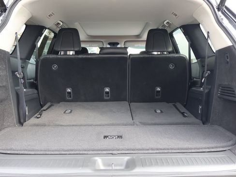 Certified 2025 INFINITI QX60 Luxe w/ Cargo Package image 23