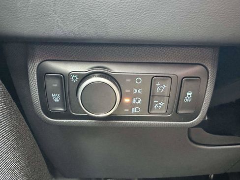 Used 2024 Ford Mustang Mach-E Premium image 18