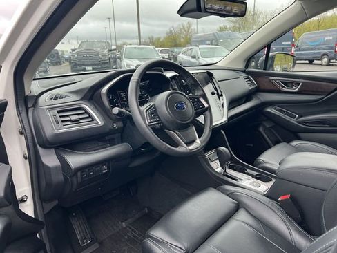 Used 2025 Subaru Ascent Touring w/ Popular Package #1 AWD/4WD image 10