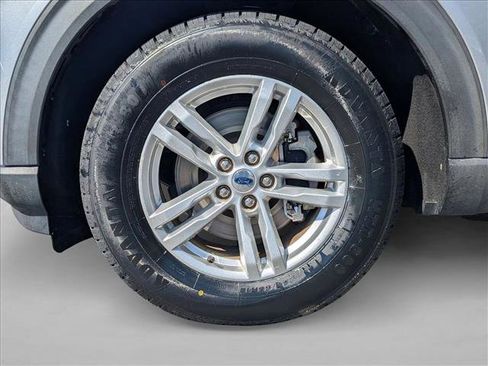 Certified 2023 Ford Explorer XLT image 21