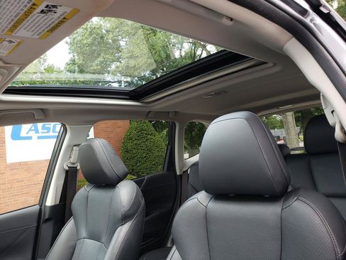 Used 2019 Subaru Forester Limited AWD/4WD image 10