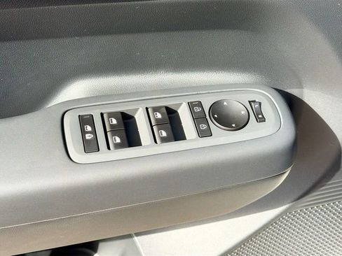 New 2026 Hyundai Santa Fe SE image 17