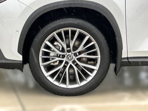 Certified 2025 Lexus NX 300h AWD w/ Luxury Package image 12