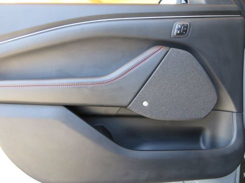 Certified 2025 Ford Mustang Mach-E Premium w/ Sport Appearance Package AWD/4WD image 9