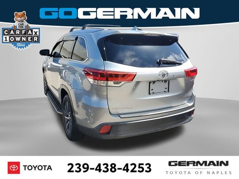 Certified 2019 Toyota Highlander XLE FWD image 11
