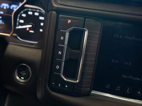 Used 2021 GMC Yukon Denali w/ Denali Premium Package image 42