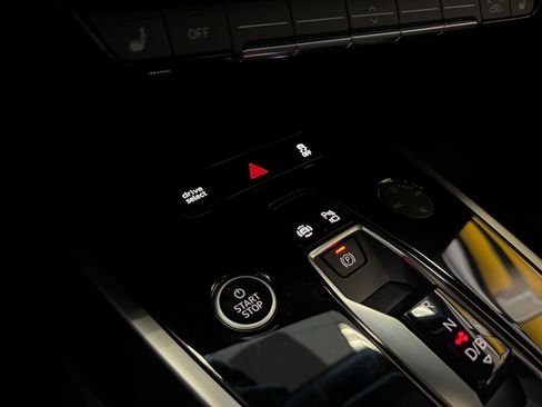 Used 2024 Audi Q4 e-tron Premium Plus w/ Premium Plus image 35