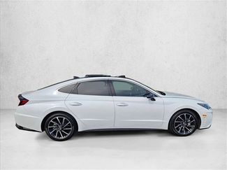 Used 2020 Hyundai Sonata SEL Plus w/ Tech Package video 4