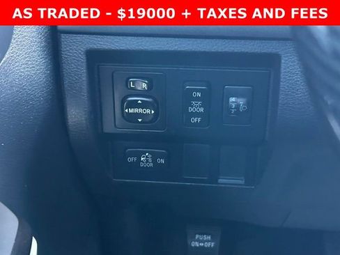 Used 2015 Toyota Tundra SR5 w/ SR5 Upgrade Package image 19