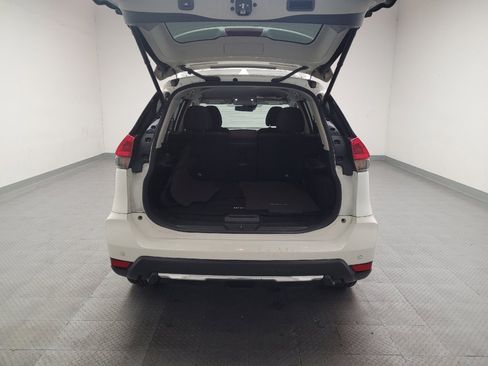Used 2019 Nissan Rogue SV AWD/4WD image 29