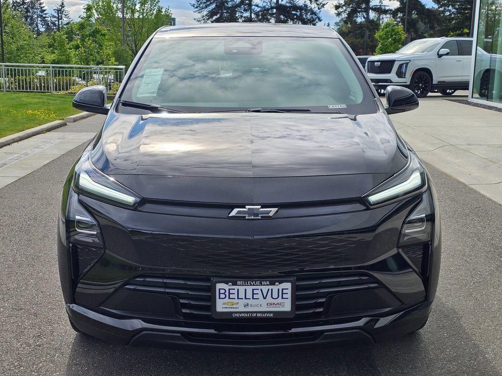 New 2027 Chevrolet Bolt LT w/ Comfort Package FWD image 2