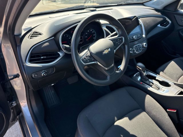 Used 2024 Chevrolet Malibu LT FWD image 23