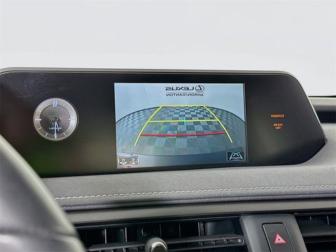 Used 2021 Lexus UX 250h w/ Premium Package image 15