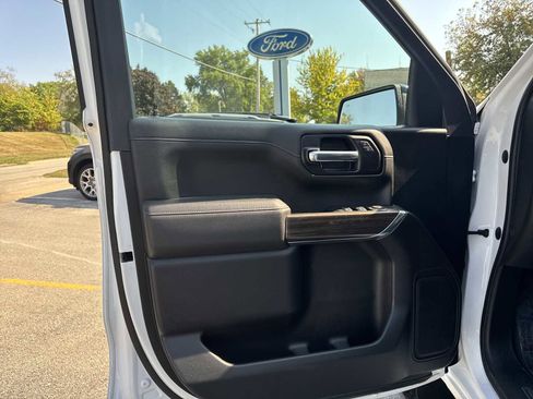 Used 2022 Chevrolet Silverado 1500 LT Trail Boss w/ Safety Package image 18