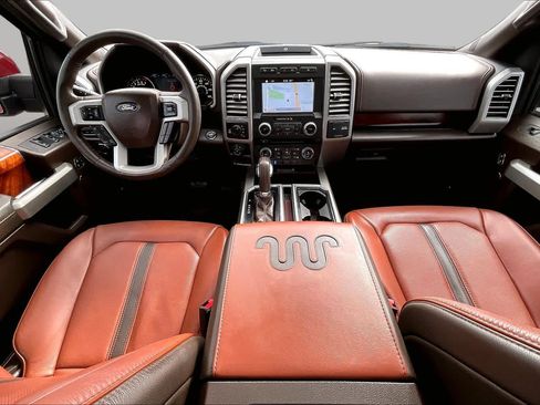 Used 2018 Ford F150 King Ranch w/ Equipment Group 601A Luxury AWD/4WD image 14