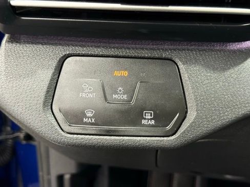 Used 2021 Volkswagen ID.4 1st Edition image 31