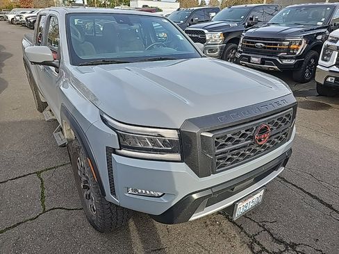 Used 2023 Nissan Frontier PRO-4X w/ Pro Convenience Package image 1