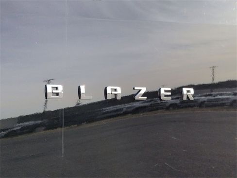 Certified 2025 Chevrolet Blazer LT image 29