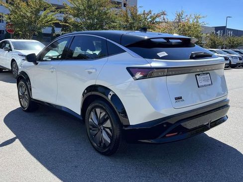Certified 2025 Nissan Ariya FWD image 6