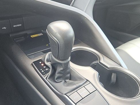 Used 2023 Toyota Camry SE w/ Audio Upgrade Package FWD image 14