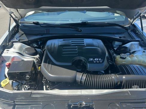 Used 2012 Chrysler 300 RWD image 30