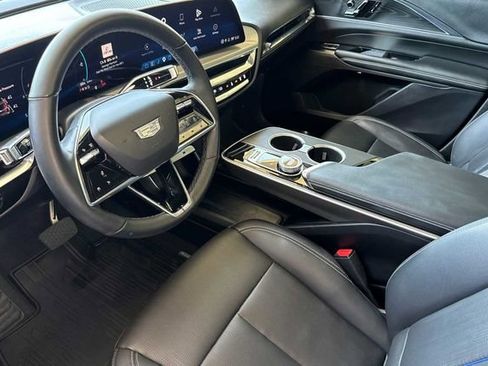 Certified 2024 Cadillac Lyriq Sport RWD image 10