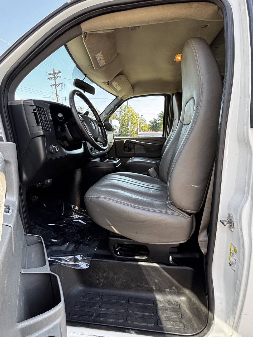 Used 2014 GMC Savana 3500 RWD image 10