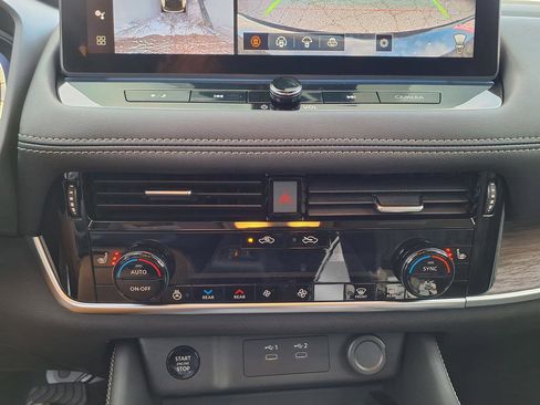 New 2026 Nissan Rogue Platinum w/ Platinum Premium Package image 25