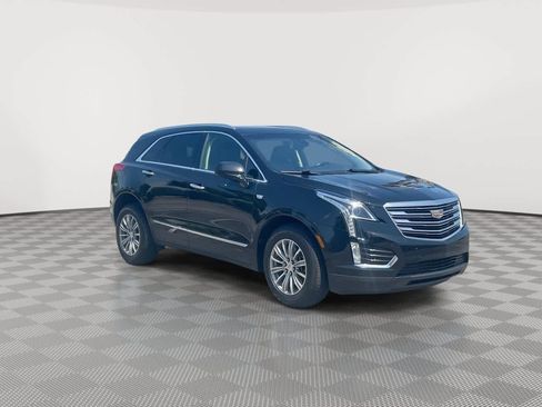 Used 2019 Cadillac XT5 Luxury AWD/4WD image 2