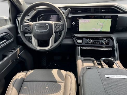 New 2026 GMC Sierra 3500 Denali w/ Denali Reserve Package AWD/4WD image 17