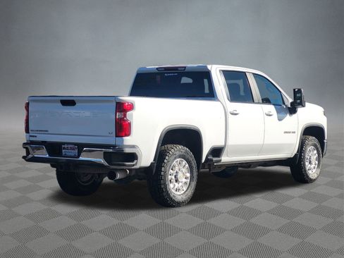 Used 2023 Chevrolet Silverado 2500 LT w/ Convenience Package image 8