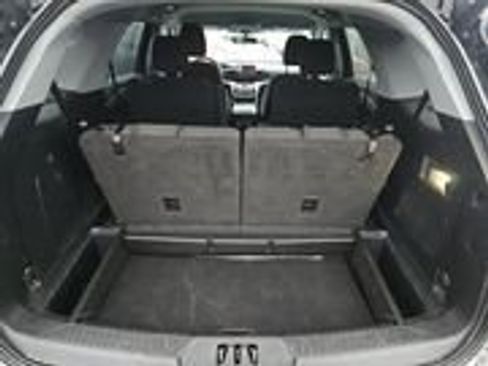 Used 2022 Ford Explorer XLT image 5