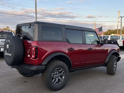 New 2025 Ford Bronco Badlands image 8