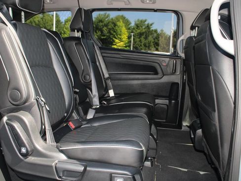 Used 2023 Honda Odyssey Elite image 14