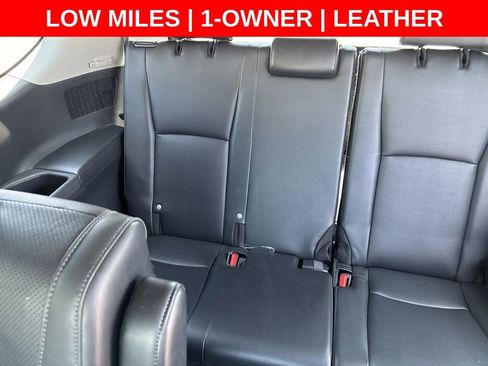 Used 2024 Toyota Grand Highlander AWD image 18