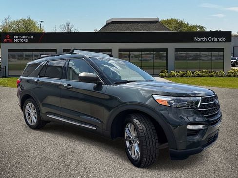 Used 2021 Ford Explorer XLT w/ Equipment Group 202A RWD image 7